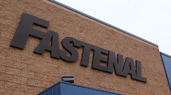 Las ventas de fastenal may disminuyen a niveles cercanos a 2019 a medida que ...