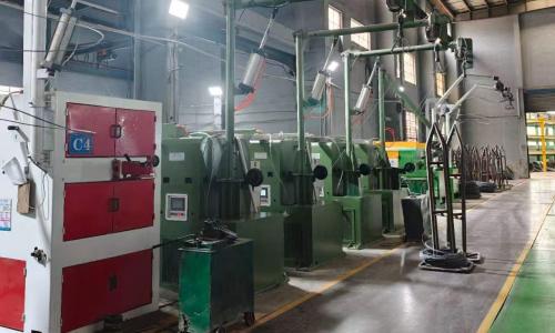 La tecnología refinada de trefilado crea alambres de sujeción de primera cali...